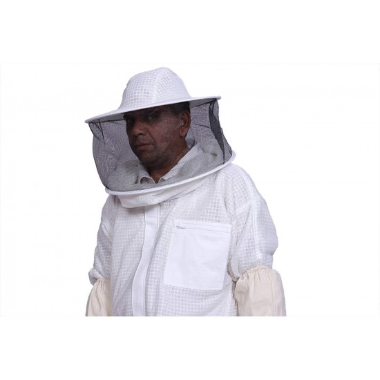 BeeAttire Ventilated Bee Suit 3 Layer Mesh Bee Protection New Light weight Ultra breeze Maximum protection for Professional Beginner beekeeper YKK zippers Full Beekeeping Costume with round hood (7XL)