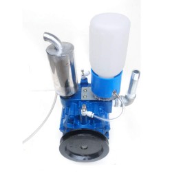 WINUS Milking Machine for Cows, Milking Vacuum Pump Cow Milker Vacuum Pump for Cow Milking Machine Milker Bucket Tank Barrel 250L/min Vacuum Pump (Vacuum Pump)