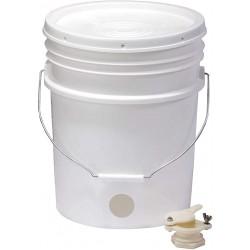 Little Giant BKT5 Plastic Honey Extractor Bucket with Honey Gate Tool for Beekeeping Harvesting, 5 Gallon (6 Pack)