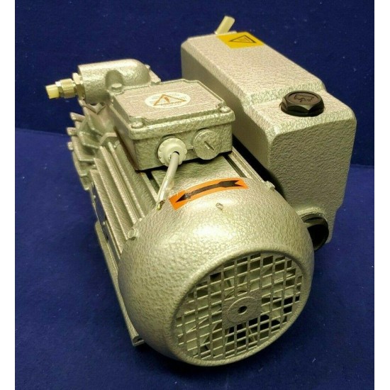 Busch R 5 KA 0010 C Izo Rotary Vane Vacuum Pump 1/2hp 3ph 200-480v 2.1/1.2 Amps