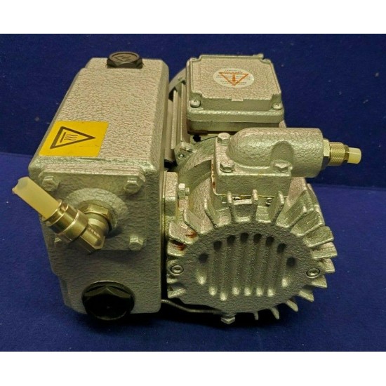 Busch R 5 KA 0010 C Izo Rotary Vane Vacuum Pump 1/2hp 3ph 200-480v 2.1/1.2 Amps