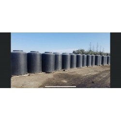 400 Gallon Food Grade Vertical Rain Water Storage and Collection Tank